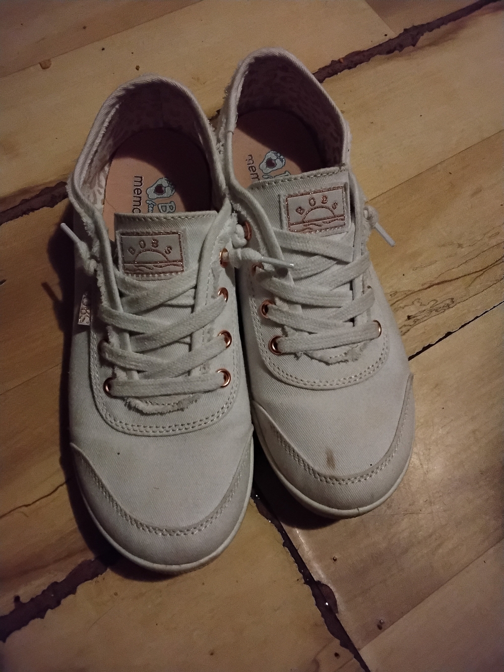 SkechersWhite Canvas Sneakers with Rose Gold Eyelets